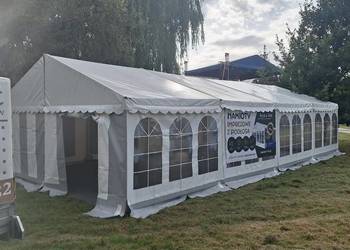 Namioty eventowe z oświetleniem;