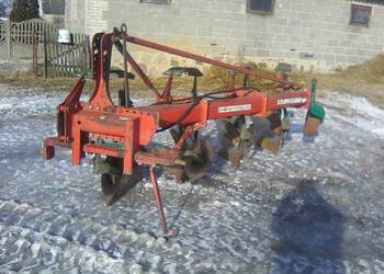Pług zagonowy 4 skibowy Kverneland