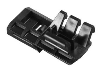 MERCEDES GLA X156 A-klasa W176 prawa spinka listwy szyby czolowej OE MERCEDES GLA X156 A-klasa W176 prawa spinka listwy szyby czolowej OE