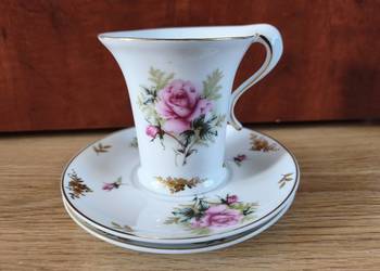 Zestaw do herbaty/kawy - filiżanka oraz dwa talerzyki z porcelany DOMINUM