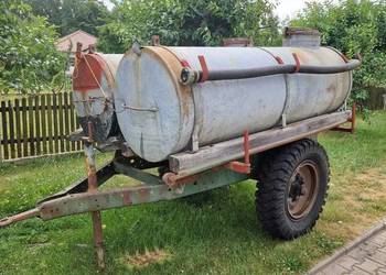 Zbiornik beczka mobilna beczkowóz na kołach na wodę cysterna traktora