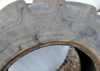 Opona 11.2 R 24
