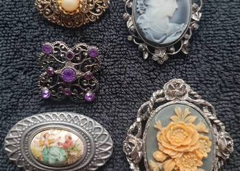 Brosze damskie ozdobne stare