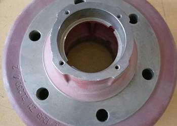 BĘBEN Z PIASTĄ NA SZPILKI 20MM 2218020220