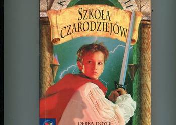 Krąg Magii Szkoła czarodziejów - Doyle Macdonald