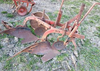 Pług zagonowy 2x skibowy z przedpłużkami w bdb stanie