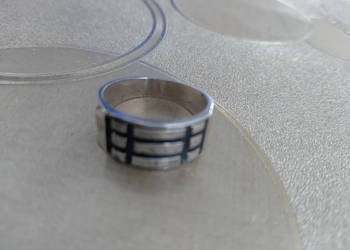 Sprzedam Pierścień Atlanty srebrny