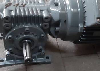 Motoreduktor 0,37 kW/36 obr