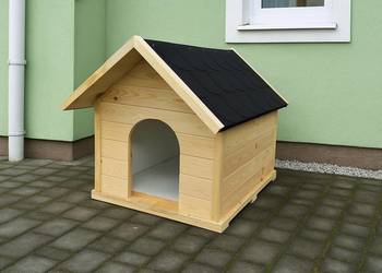 buda dla średniego psa solidna ocieplana z gontem