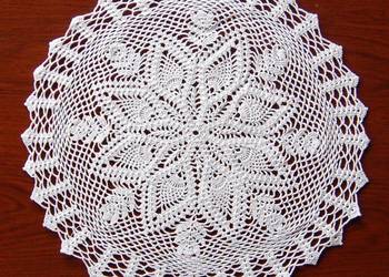 Serwetka szydełkowa 35cm (S154) Serwetka szydełkowa 35cm (S154)