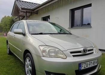 Zdrowa i zadbana Toyota Corolla, mały przebieg