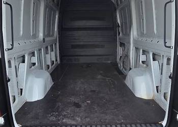 Podłoga Mercedes Sprinter 906 L2