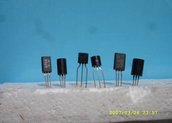 Uklad scalony  LM 336 Z5  F --3 zl. . /szt.