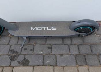 Hulajnoga Motus Scooty 10 2022r uszkodzona
