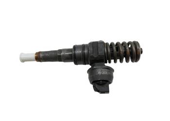 POMPOWTRYSKIWACZ 038130073AG  0414720215 1.9 TDI VW Volkswagen Golf V