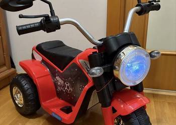Motorek na akumulator minibike