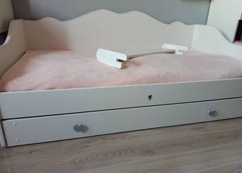 Łóżko Emma 160x80 białe z szufladą i materacem