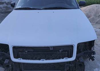 Audi 100 C4 maska
