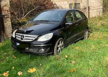 Mercedes B klasa . Disel 109 km- USZKODZONY SILNIK