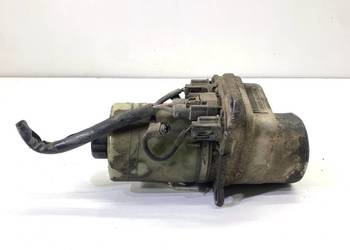 POMPA WSPOMAGANIA FORD FOCUS C-MAX 4M5113K514BF 1.8 115KM 03-07