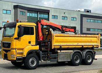 Wywrotka 6x6 z dzwigiem MAN