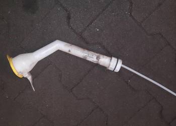 WLEW ZBIORNICZKA SPRYSKIWACZY KADJAR 289154506R WLEW ZBIORNICZKA SPRYSKIWACZY KADJAR 289154506R