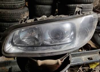 Opel Omega B reflektor