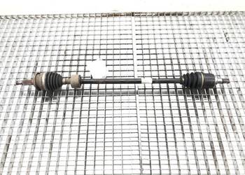 PÓŁOŚ PRAWY PRZÓD SUZUKI SWIFT III 44101-72K00 1.3 92KM PRZEGUB