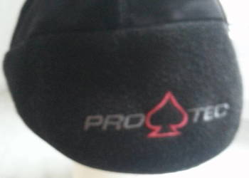 czapka pod kask
