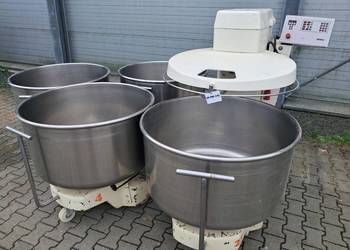 Miesiarka z dzieżą wyjezdną Boku SK 240A