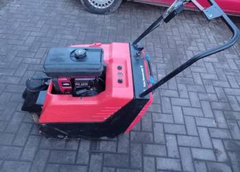 Zamiatarka spalinowa