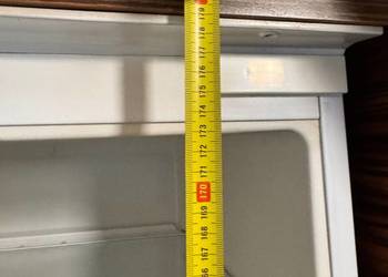 Sprzedam lodówkę do zabudowy.