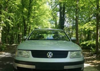Passat b5 kombi 1,6 benzyna w całości lub na części