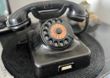 Antyk analogowy bakelitowy telefon Post W48