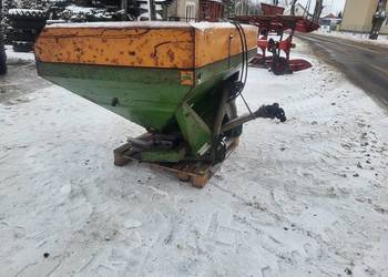Rozsiewacz nawozu Amazone ZaU 1801 . W bdb stanie . Hydraulicznie otwierany
