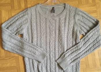 New Yorker Szary Sweterek Sweter. z warkoczowym splotem. Dobry na  M  s  Xs