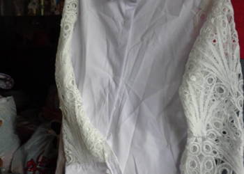 Bluzka damska nowa z koronkowymi rękawami XL