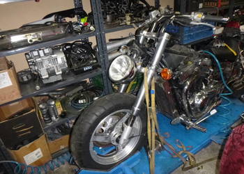 Laga amortyzator Suzuki Marauder VZ 800
