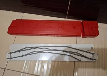 Trójkąt ostrzegawczy do samochodu uniwersalny nowy.