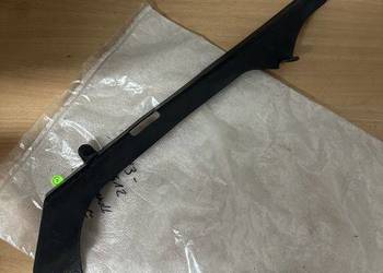 Osłona Łańcucha Yamaha R6 RJ03 RJ01 mocowanie Osłona Łańcucha Yamaha R6 RJ03 RJ01 mocowanie