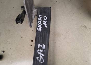 SKODA 105 120 125 RAPID pedał gazu