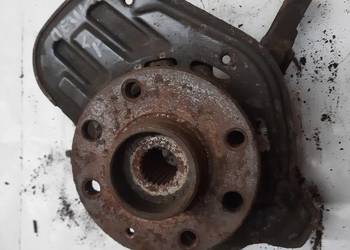 Opel Meriva A  piasta zwrotnica lewa