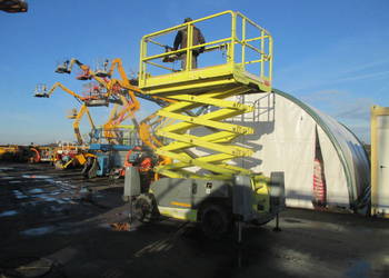 Podnośnik nożycowy 12 m 4x4 HAULOTTE COMPACT 12DX