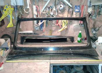 Rama szyby przedniej z podszybiem Trabant 601