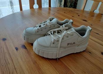 Buty marki FILA