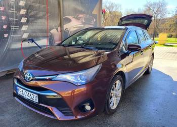 Toyota Avensis T27 kombi 1.8i + LPG Automat