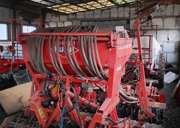 Agregat uprawno siewny Kuhn Fastliner 300