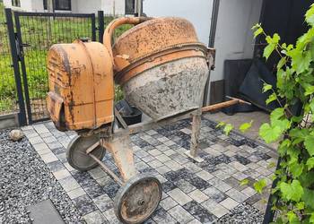BETONIARKA SPOMASZ BWE150 NA KOLEBKĘ
