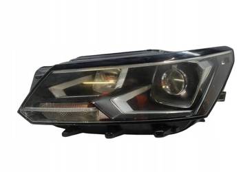 LAMPA PRZÓD LEWA XENON USA USZKODZONA  VW Volkswagen Passat VIII B8