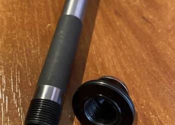 Oś piasty tył redukcja qr9 9mm novatec token shimano Oś piasty tył redukcja qr9 9mm novatec token shimano